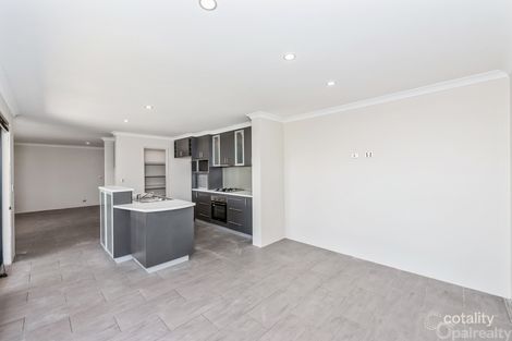 Property photo of 8 Nottely Crescent Secret Harbour WA 6173
