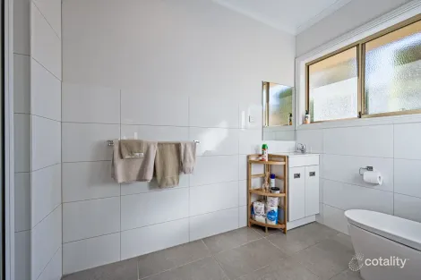 Property photo of 1/2 Graney Court Mount Gambier SA 5290