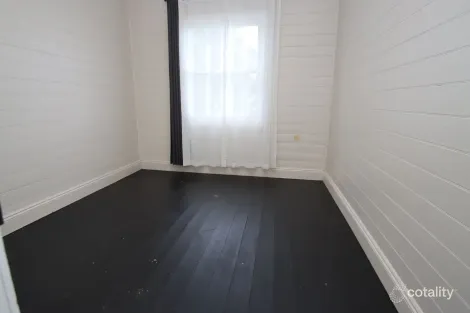 Property photo of 1 High Street Tenterfield NSW 2372