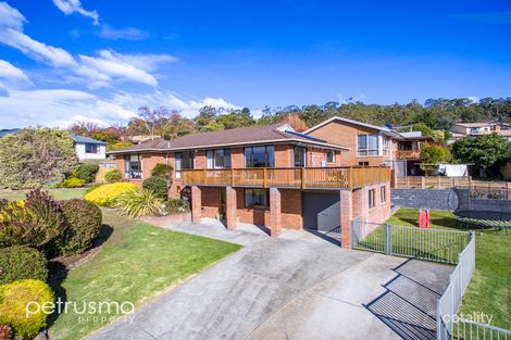 128 Wells Pde, Blackmans Bay, TAS 7052