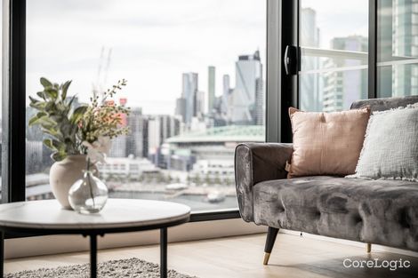 1807/915-941 Collins St, Docklands, VIC 3008