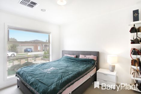 Property photo of 54 Bateman Drive Harkness VIC 3337