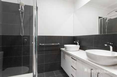 Property photo of 24 James Avenue Mitcham VIC 3132