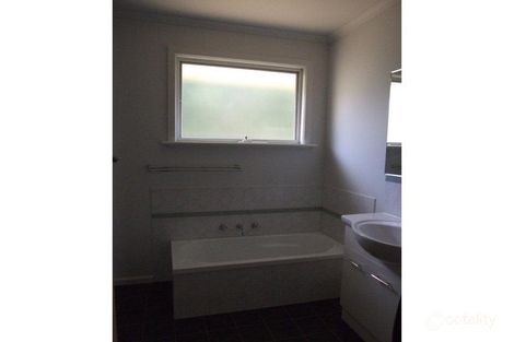 Property photo of 7 Esther Crescent Mooroolbark VIC 3138