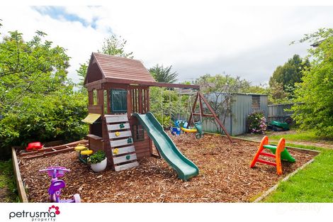 Property photo of 6 Courtleigh Place Blackmans Bay TAS 7052