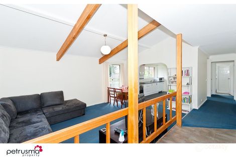 Property photo of 6 Courtleigh Place Blackmans Bay TAS 7052