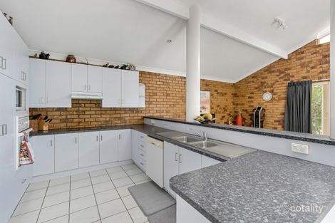 44 Bonython Dr, Emerald, QLD 4720