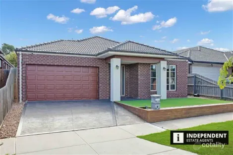 17 Cornwell St, Melton South, VIC 3338