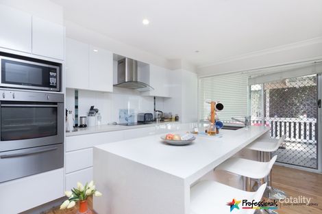 Property photo of 15 Craig Avenue Oxley Park NSW 2760