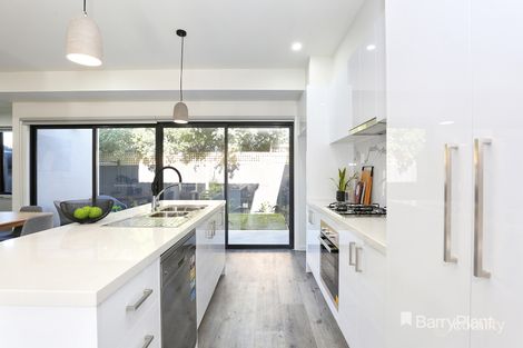 Property photo of 15 Jessie Hunter Street Hadfield VIC 3046