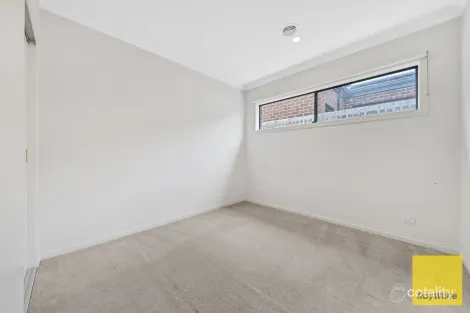 Property photo of 14 Bogong Loop Tarneit VIC 3029