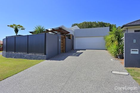 Property photo of 2 Felix Court Urangan QLD 4655