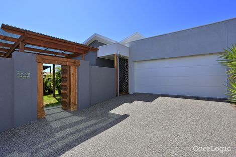 Property photo of 2 Felix Court Urangan QLD 4655