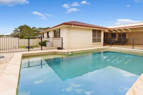 Property photo of 15 Evelyn Close Hamlyn Terrace NSW 2259