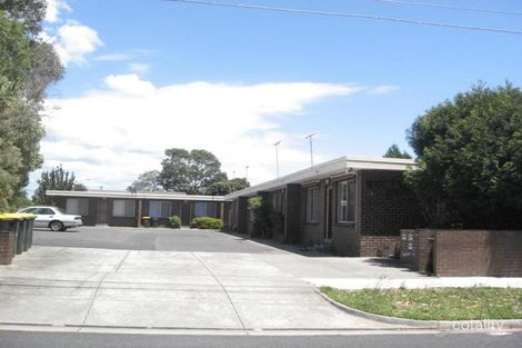 Property photo of 1/16-18 Walbundry Avenue Frankston VIC 3199