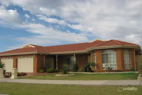 4 Duchess Ct, Hillside, VIC 3037