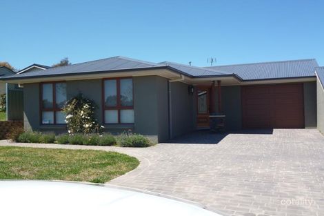 Property photo of 11 Mahogany Court Orange NSW 2800