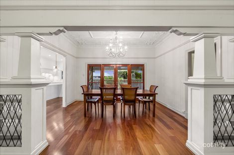 Property photo of 2338 Wynnum Road Wynnum QLD 4178