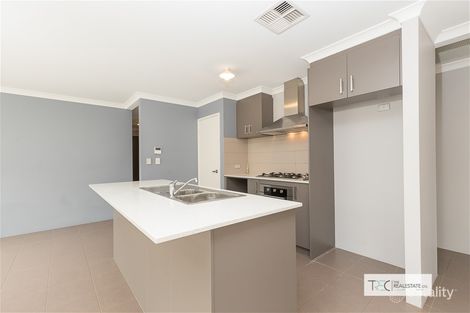 Property photo of 44 Pinegrove Vista Meadow Springs WA 6210