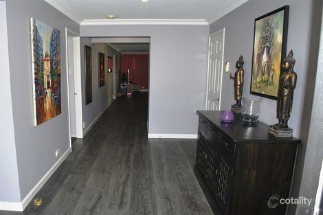 Property photo of 9 Evelyn Close Hamlyn Terrace NSW 2259