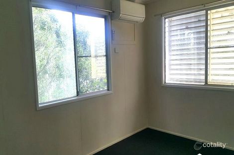 4 Gordon Tce, Moranbah, QLD 4744