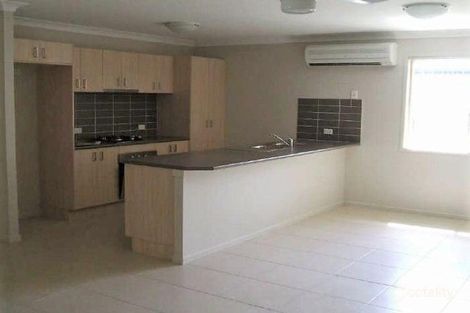 Property photo of 26 Magellan Circuit Urraween QLD 4655