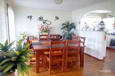 Property photo of 15 Lillas Place Minto NSW 2566