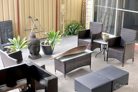 Property photo of 15 Lillas Place Minto NSW 2566