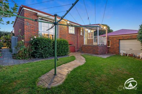 Property photo of 7 Callistemon Crescent Narre Warren VIC 3805