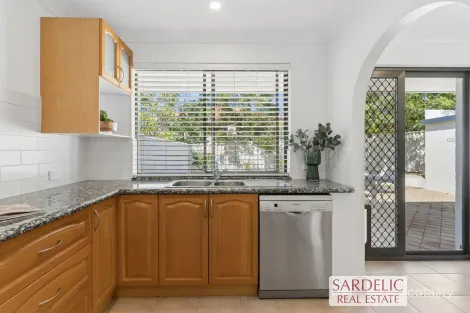 Property photo of 3/9 Eleanor Street Como WA 6152