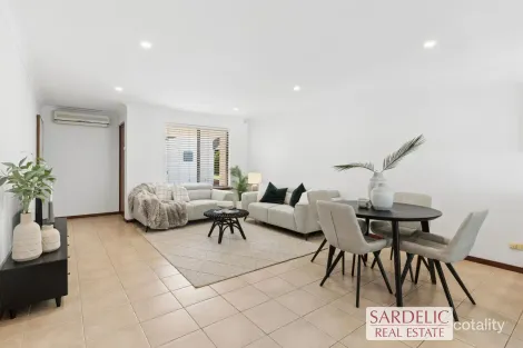 Property photo of 3/9 Eleanor Street Como WA 6152