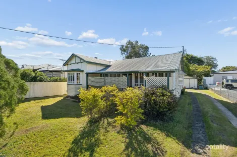 124 QUEENSTOWN AVE, BOONDALL, QLD 4034