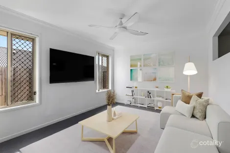 Property photo of 21A Lynch Crescent Birkdale QLD 4159