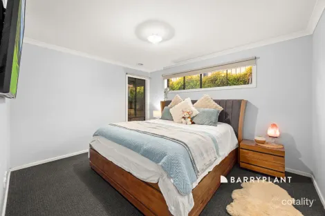 Property photo of 25 Ajax Street Drouin VIC 3818
