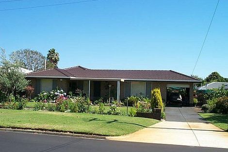 31 Field St, Morley, WA 6062