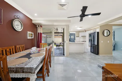 Property photo of 422 Telegraph Road Bracken Ridge QLD 4017