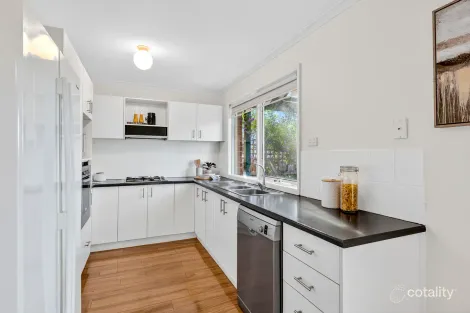 Property photo of 3/262-274 Poath Road Hughesdale VIC 3166