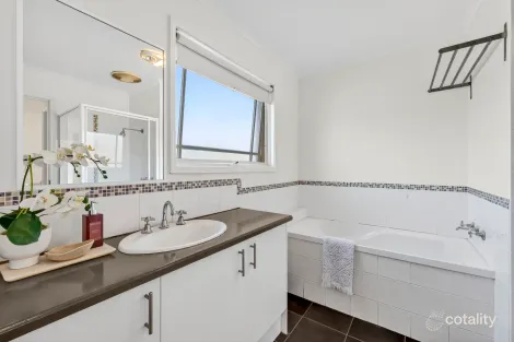 Property photo of 3/262-274 Poath Road Hughesdale VIC 3166