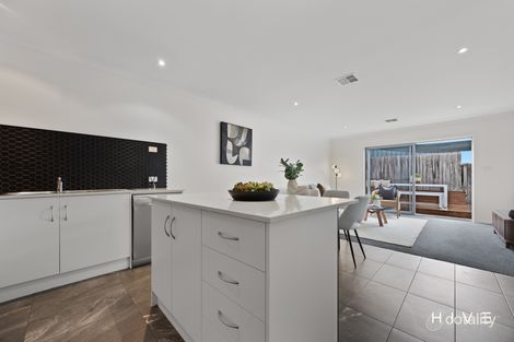 Property photo of 9/2 McGovern Street Casey ACT 2913