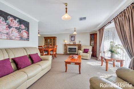 Property photo of 9 Meadow Lane Gulfview Heights SA 5096
