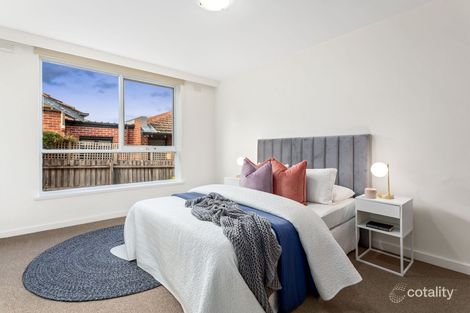Property photo of 2/30 Hartwood Street Kew East VIC 3102