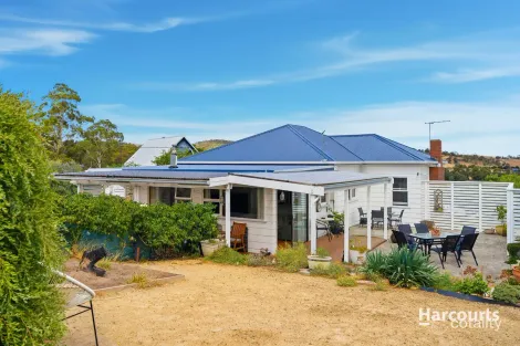 Property photo of 8 Pendell Drive Forcett TAS 7173