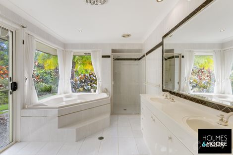 Property photo of 294 Chesterfield Drive Bonogin QLD 4213