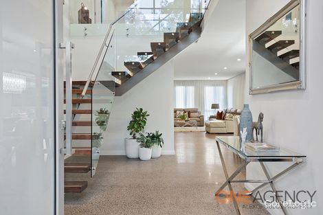 Property photo of 14 Kylie Way Casula NSW 2170