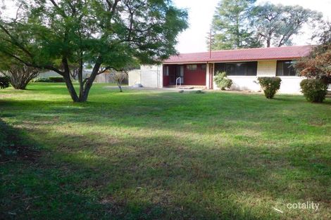 Property photo of 4 Parbury Place Scone NSW 2337