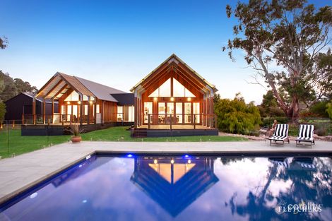Property photo of 7 Thornbill Drive Yarrambat VIC 3091