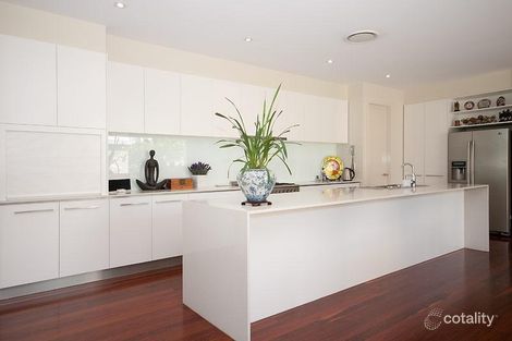 Property photo of 1041 Lakeview Terrace Benowa QLD 4217