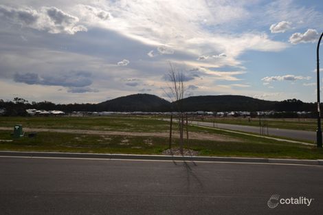 Property photo of 6 Green Street Renwick NSW 2575