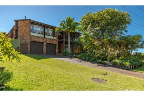Property photo of 44 Pipers Bay Drive Forster NSW 2428