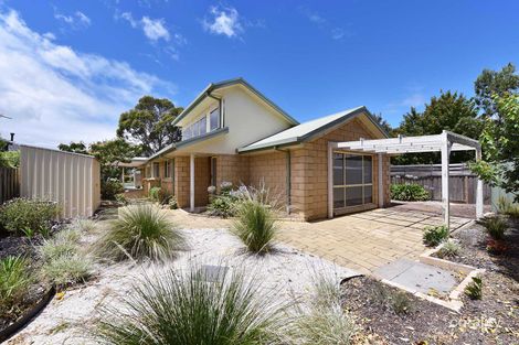 Property photo of 28 Anderson Road Sunbury VIC 3429